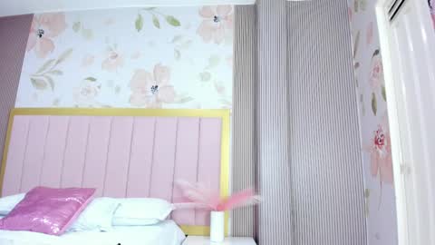 Arietta online show from March 27, 2:50 pm