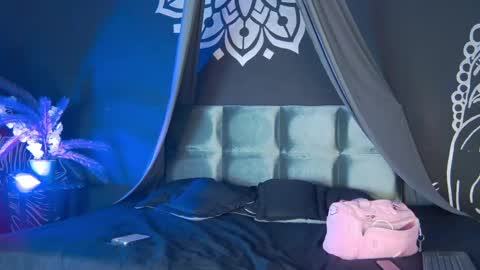 Ari online show from September 20, 7:26 pm