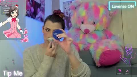 Ariana Forero ---- independet model online show from November 7, 2:50 pm