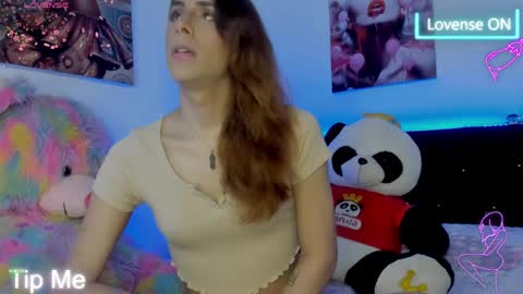 Ariana Forero ---- independet model online show from May 5, 9:45 pm