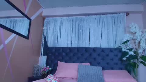 Ariia sweett online show from March 22, 3:32 am