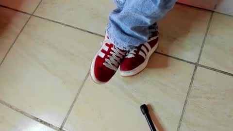 Ariies13 online show from November 13, 7:35 pm