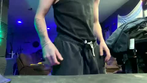 Snapshot of arimeyer chatting on February 18, 2:59 am arimeyer online show from February 18, 2:59 am