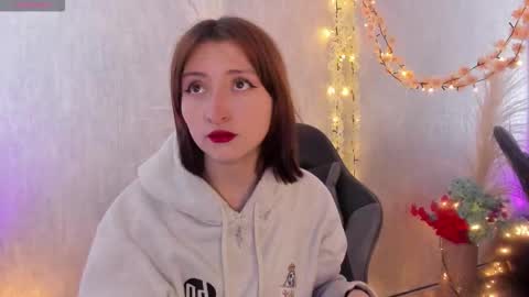 Ariel online show from February 5, 11:48 am