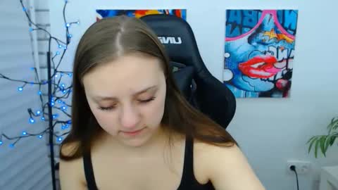 arinabelle online show from December 1, 12:04 am