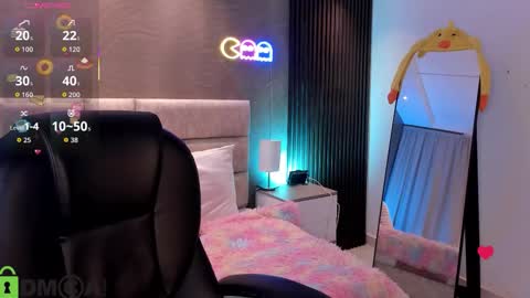 Ari  online show from March 21, 8:34 pm