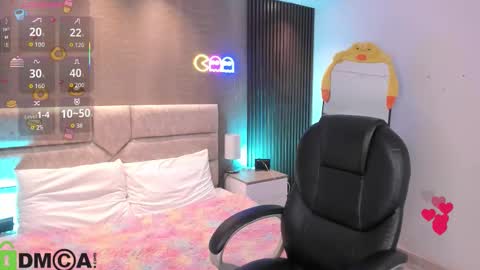 Ari  online show from March 27, 8:08 pm