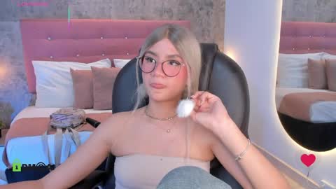Ari  online show from April 9, 6:19 am