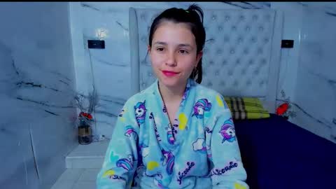 arisha_lee2 online show from December 1, 2:05 am