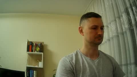 Snapshot of aristocratukr chatting on April 6, 12:19 am Aristocratu online show from April 6, 12:19 am