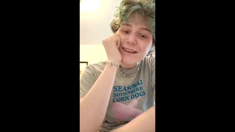 Snapshot of ariwants chatting on February 14, 10:28 pm ariwants online show from February 14, 10:28 pm