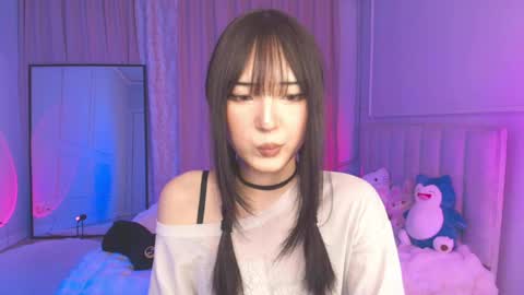 Ariya online show from May 15, 2:46 pm
