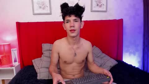 Arlequin online show from March 25, 3:56 am