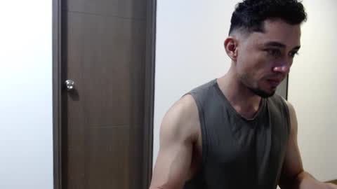 Snapshot of armand_05 chatting on January 13, 11:49 pm Armand online show from January 13, 11:49 pm