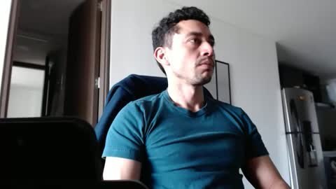 Snapshot of armand_05 chatting on October 5, 6:39 pm Armand online show from October 5, 6:39 pm