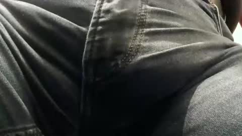 Snapshot of armandbigcock_juceswallower chatting on December 2, 4:35 pm armandbigcock_juceswallower online show from December 2, 4:35 pm