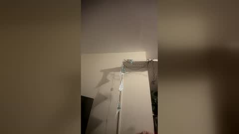 armandoueeal online show from March 30, 10:44 pm