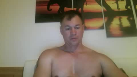 Snapshot of armyskater32 chatting on September 9, 9:20 am armyskater32 online show from September 9, 9:20 am