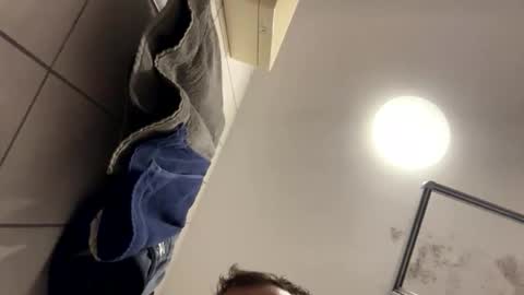 armyskater32 online show from October 7, 8:17 pm