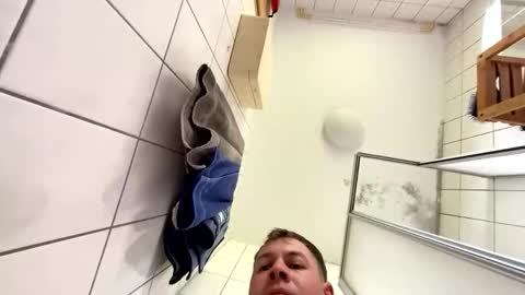 armyskater32 online show from October 8, 12:47 pm