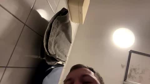 armyskater32 online show from January 15, 8:56 pm