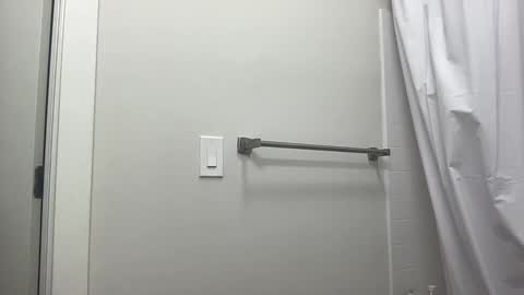 Snapshot of arnicbod chatting on October 18, 7:47 pm arnicbod online show from October 18, 7:47 pm