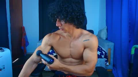 arnold black online show from April 21, 5:28 pm