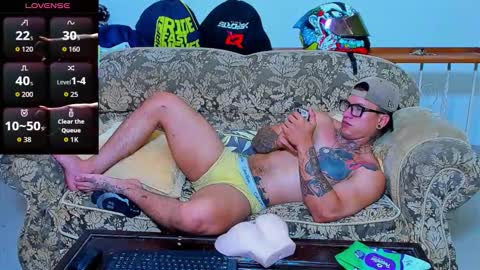 Snapshot of arnold_fit_hot98 chatting on October 7, 5:37 am Arnold fit hot98 online show from October 7, 5:37 am