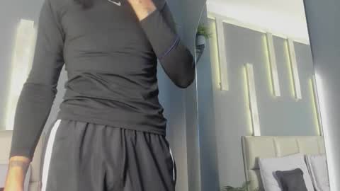 Arohom Lester online show from November 24, 10:59 am