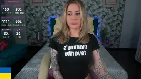 AROLINA online show from April 2, 10:40 pm