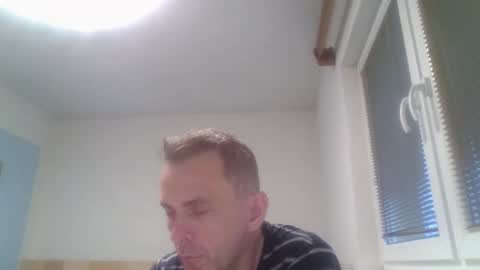 aromannn online show from November 8, 2:50 pm