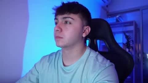 aron__cooper online show from May 6, 1:14 am