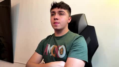 aron__cooper online show from May 16, 1:32 pm