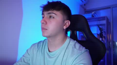 aron__cooper online show from May 19, 2:07 am