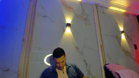 aron and molly online show from February 7, 12:09 pm