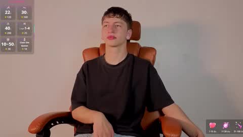 Snapshot of aron_steel04 chatting on March 21, 2:42 pm Your Aron online show from March 21, 2:42 pm