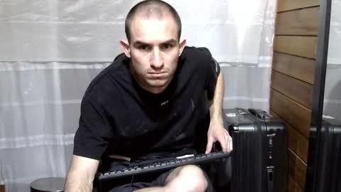 Aron G Franco online show from January 16, 4:44 pm