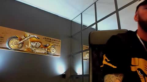 AronGrant online show from September 20, 8:37 am