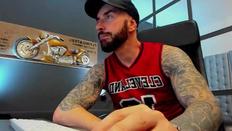 AronGrant online show from November 23, 11:21 am