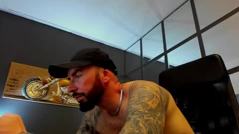 AronGrant online show from May 16, 9:28 am