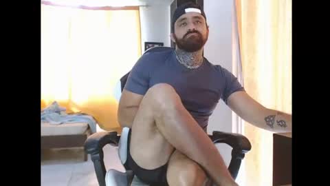 aronmiller online show from November 21, 2:49 pm