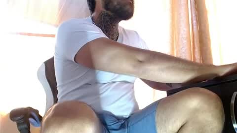 aronmiller online show from April 27, 2:59 pm