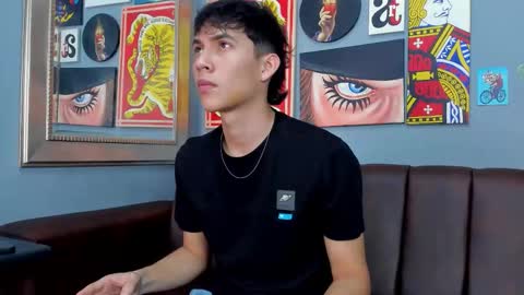 Snapshot of arontawers chatting on March 17, 7:06 pm Arontawers online show from March 17, 7:06 pm