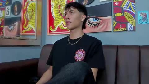 Snapshot of arontawers chatting on March 24, 7:08 pm Arontawers online show from March 24, 7:08 pm