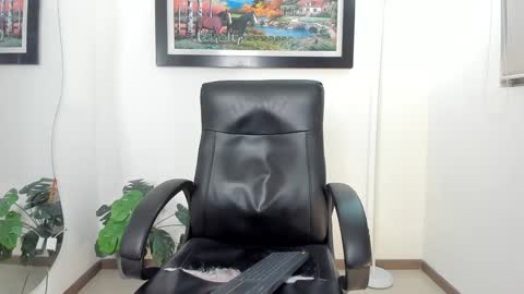   online show from January 22, 11:43 pm