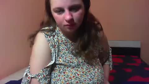 Snapshot of arriana98 chatting on February 8, 2:58 am Arriana online show from February 8, 2:58 am