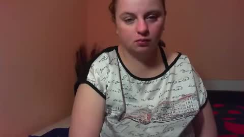 Snapshot of arriana98 chatting on February 26, 1:11 am Arriana online show from February 26, 1:11 am