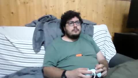 Snapshot of arribobuchi653319 chatting on March 19, 6:34 pm J online show from March 19, 6:34 pm