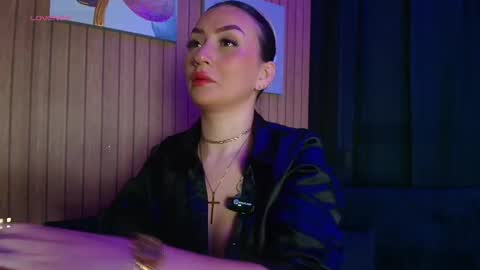    online show from February 5, 8:24 pm