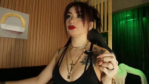    online show from March 28, 1:43 pm